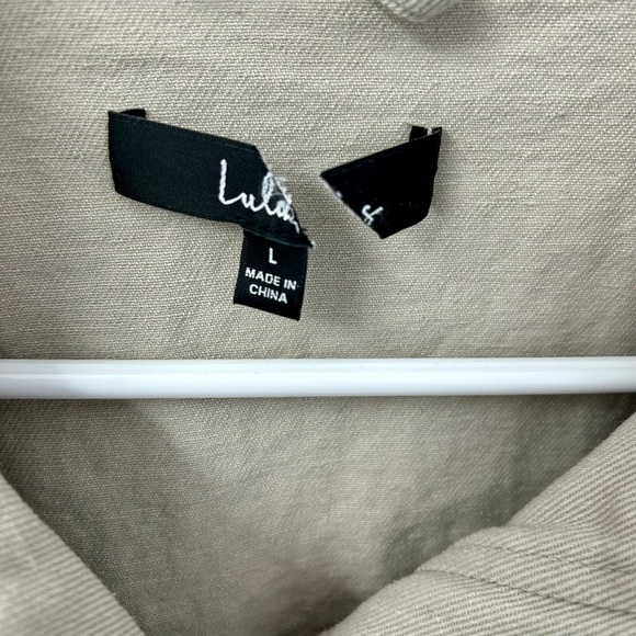 Lulu's Beige Cropped Utility Jacket Sz Large - Picture 5 of 5